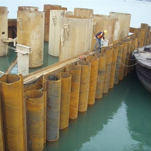 儋州钢护筒现场安装